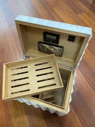 Colibri Grand Quasar Humidor Puro Kutusu Kırmızı 120's - 4