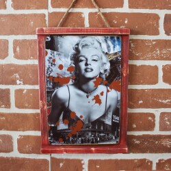 Rustik Ahşap Çerçeveli Vintage Metal Pano M. Monroe Red 20x30 - T-BEK (1)